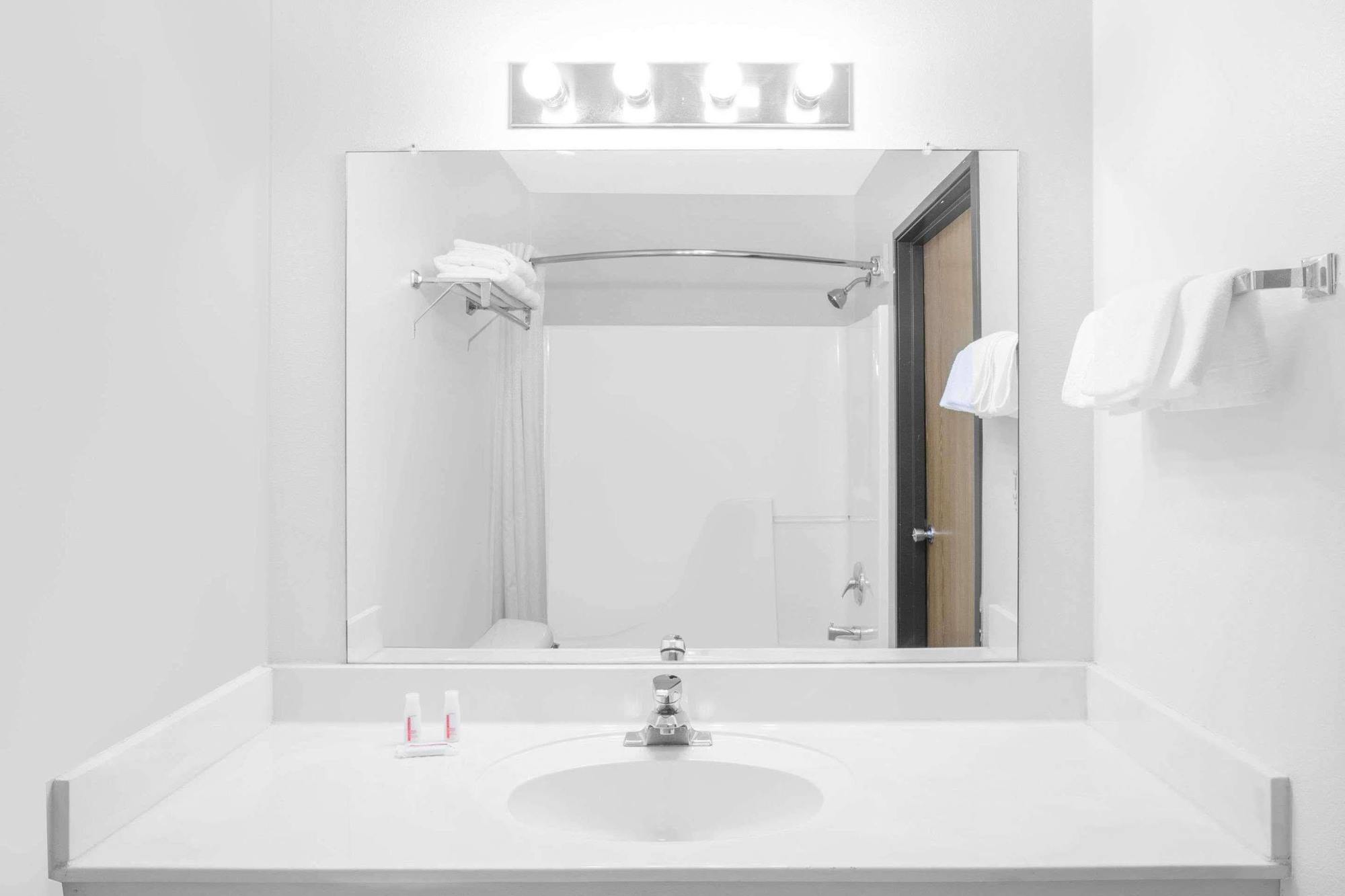 Super 8 By Wyndham Vernal Ut Εξωτερικό φωτογραφία