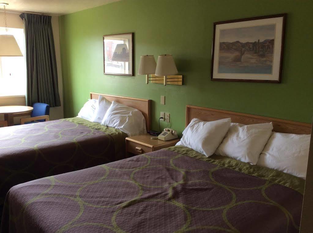 Super 8 By Wyndham Vernal Ut Εξωτερικό φωτογραφία
