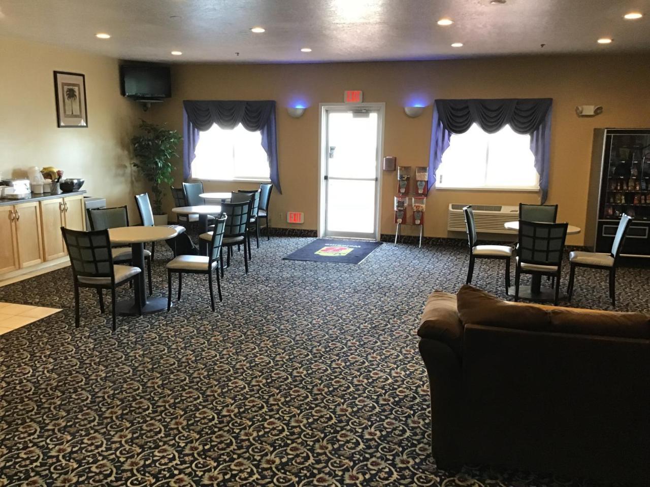 Super 8 By Wyndham Vernal Ut Εξωτερικό φωτογραφία