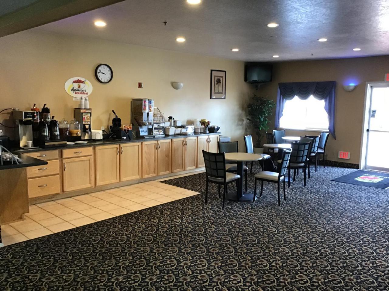 Super 8 By Wyndham Vernal Ut Εξωτερικό φωτογραφία