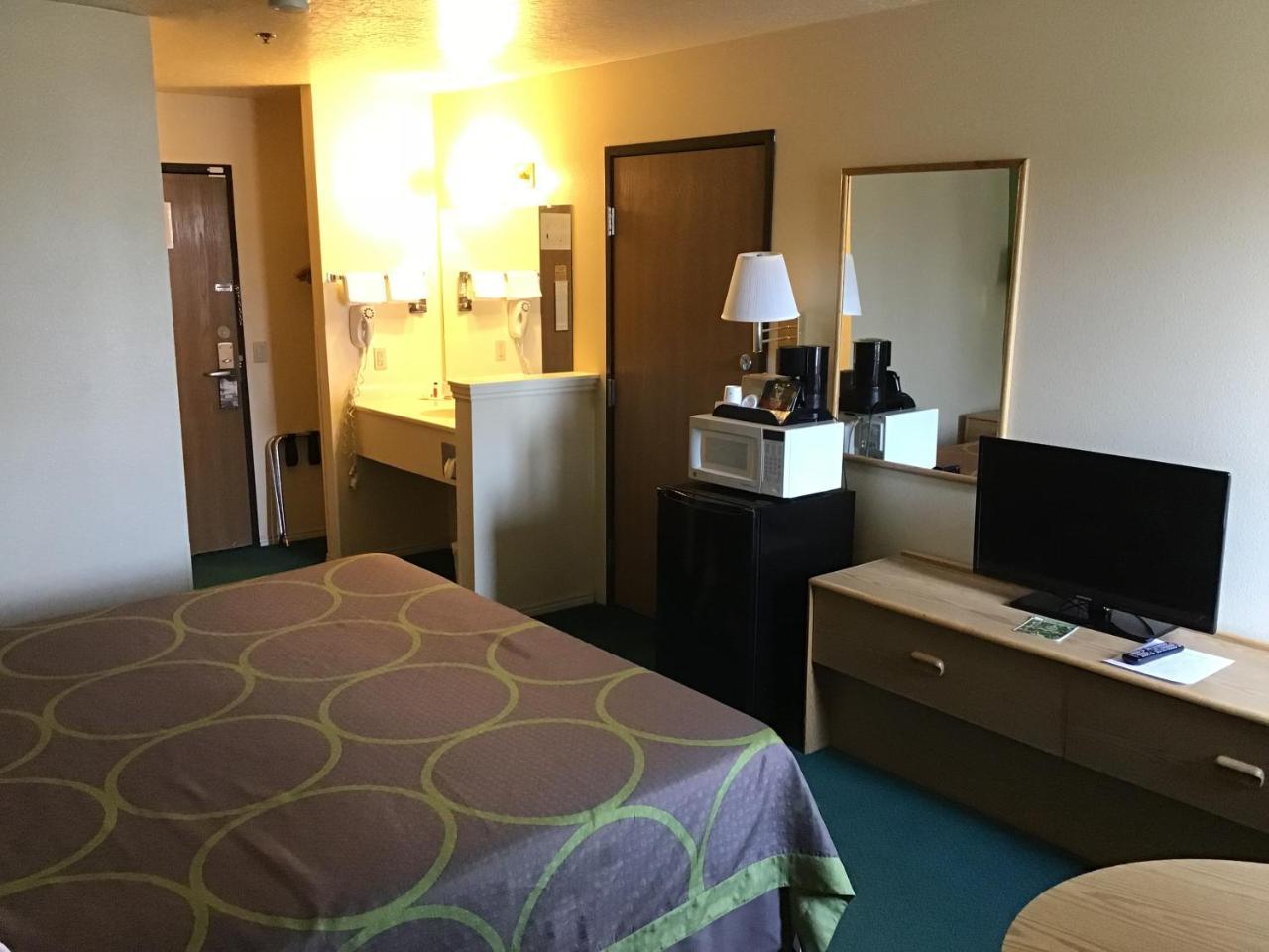 Super 8 By Wyndham Vernal Ut Εξωτερικό φωτογραφία